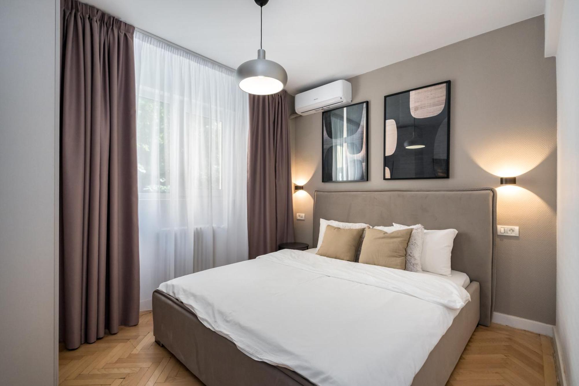 Majestic Downtown Apartment Bukares Bagian luar foto